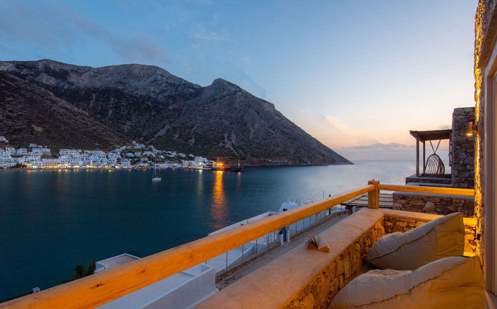 Petra apartments in Sifnos with sea view